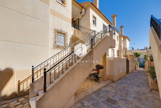 Tweedehands - Bungalow -
Torrevieja - aguas nuevas