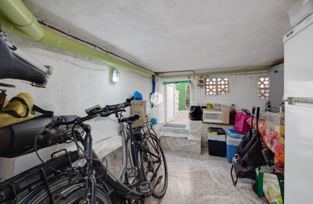 Tweedehands - Bungalow -
Torrevieja - aguas nuevas