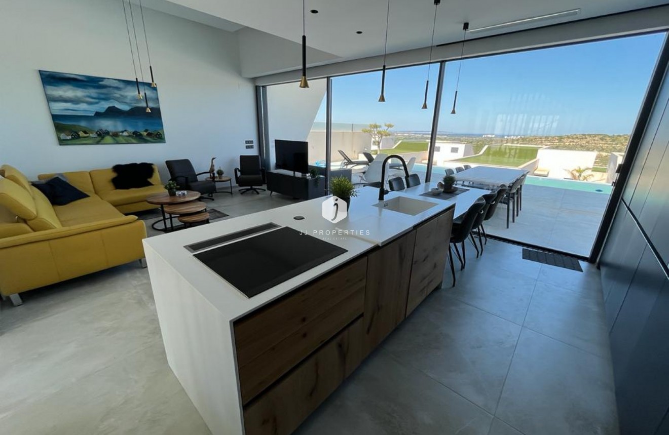 Tweedehands - Villa -
Rojales - Inland