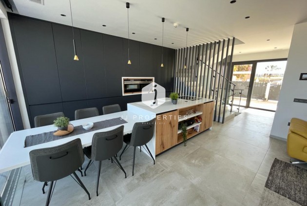 Tweedehands - Villa -
Rojales - Inland