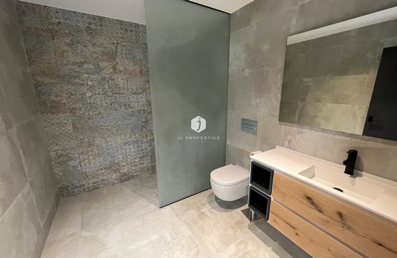 Tweedehands - Villa -
Rojales - Inland