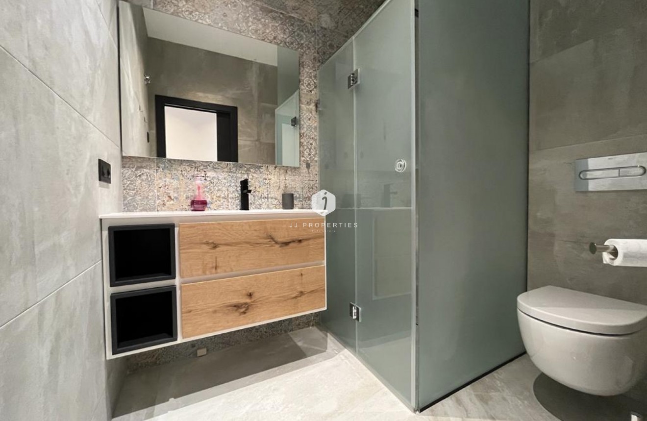 Tweedehands - Villa -
Rojales - Inland