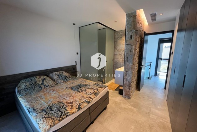 Tweedehands - Villa -
Rojales - Inland