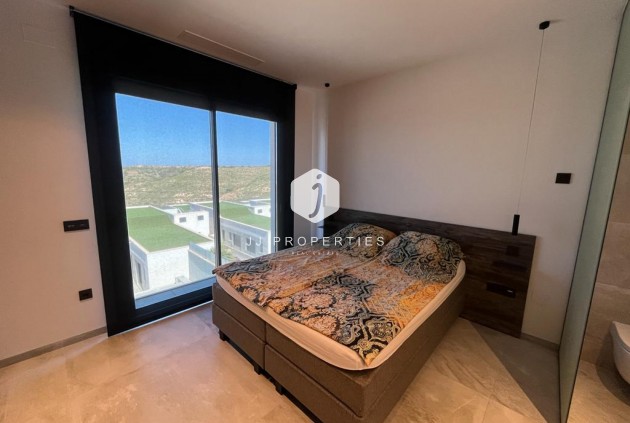 Tweedehands - Villa -
Rojales - Inland