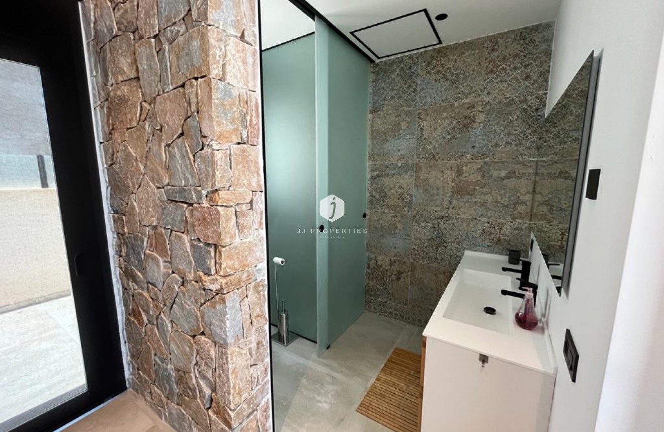 Tweedehands - Villa -
Rojales - Inland