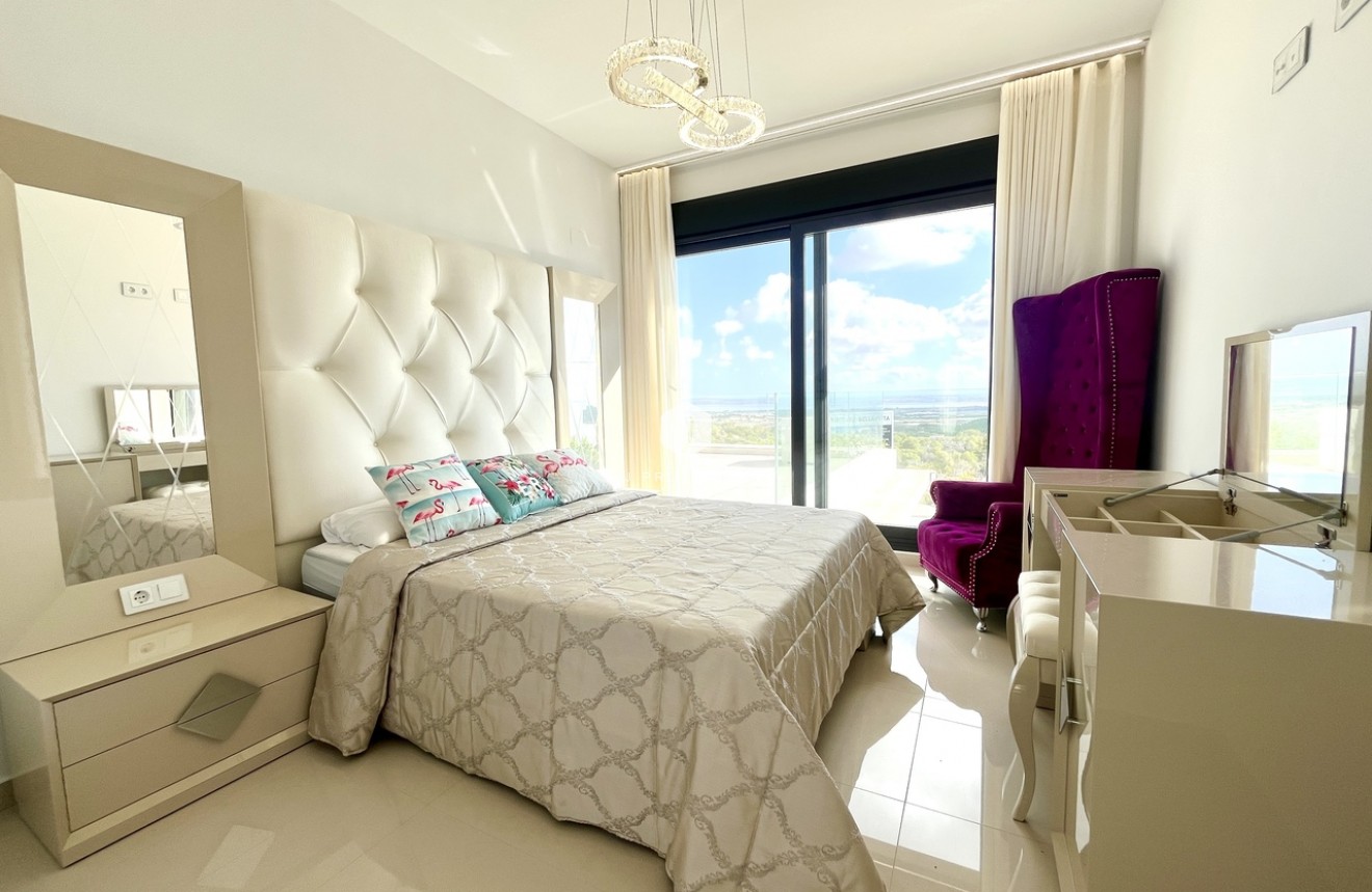 Tweedehands - Villa -
San Miguel de Salinas - Inland