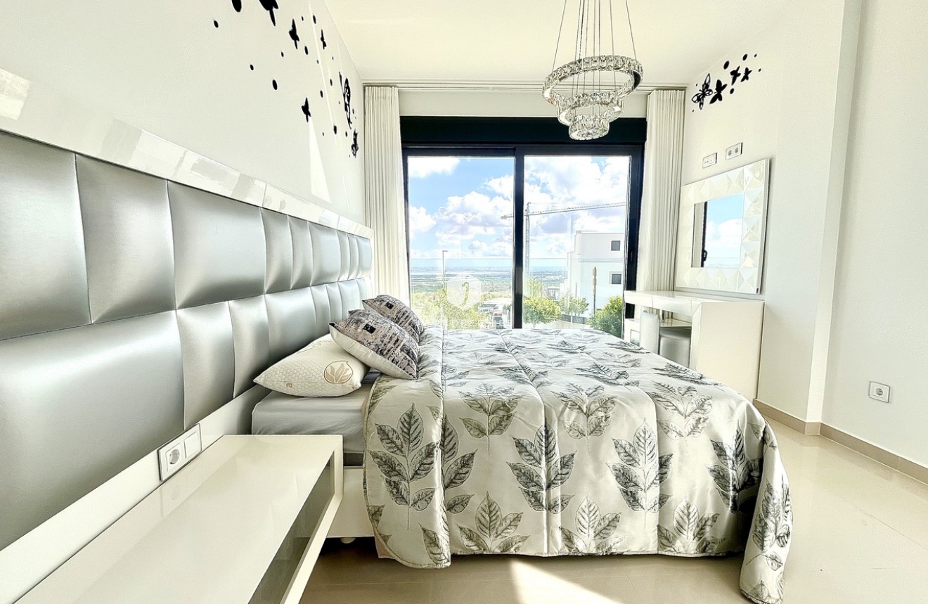 Tweedehands - Villa -
San Miguel de Salinas - Inland