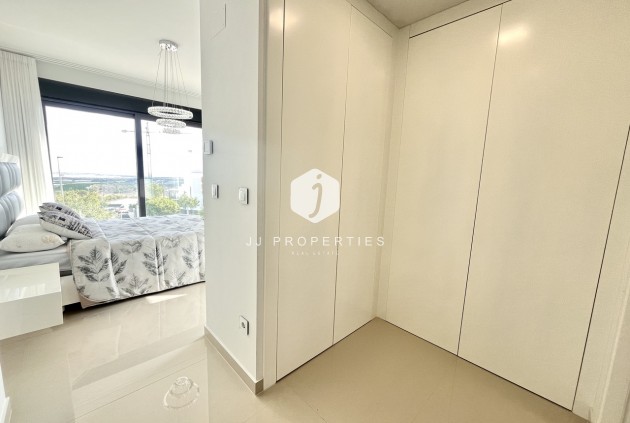 Tweedehands - Villa -
San Miguel de Salinas - Inland