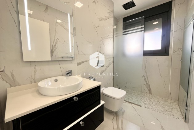 Tweedehands - Villa -
San Miguel de Salinas - Inland