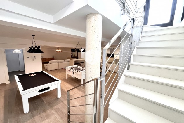 Tweedehands - Villa -
San Miguel de Salinas - Inland