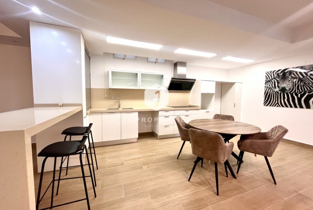 Tweedehands - Villa -
San Miguel de Salinas - Inland