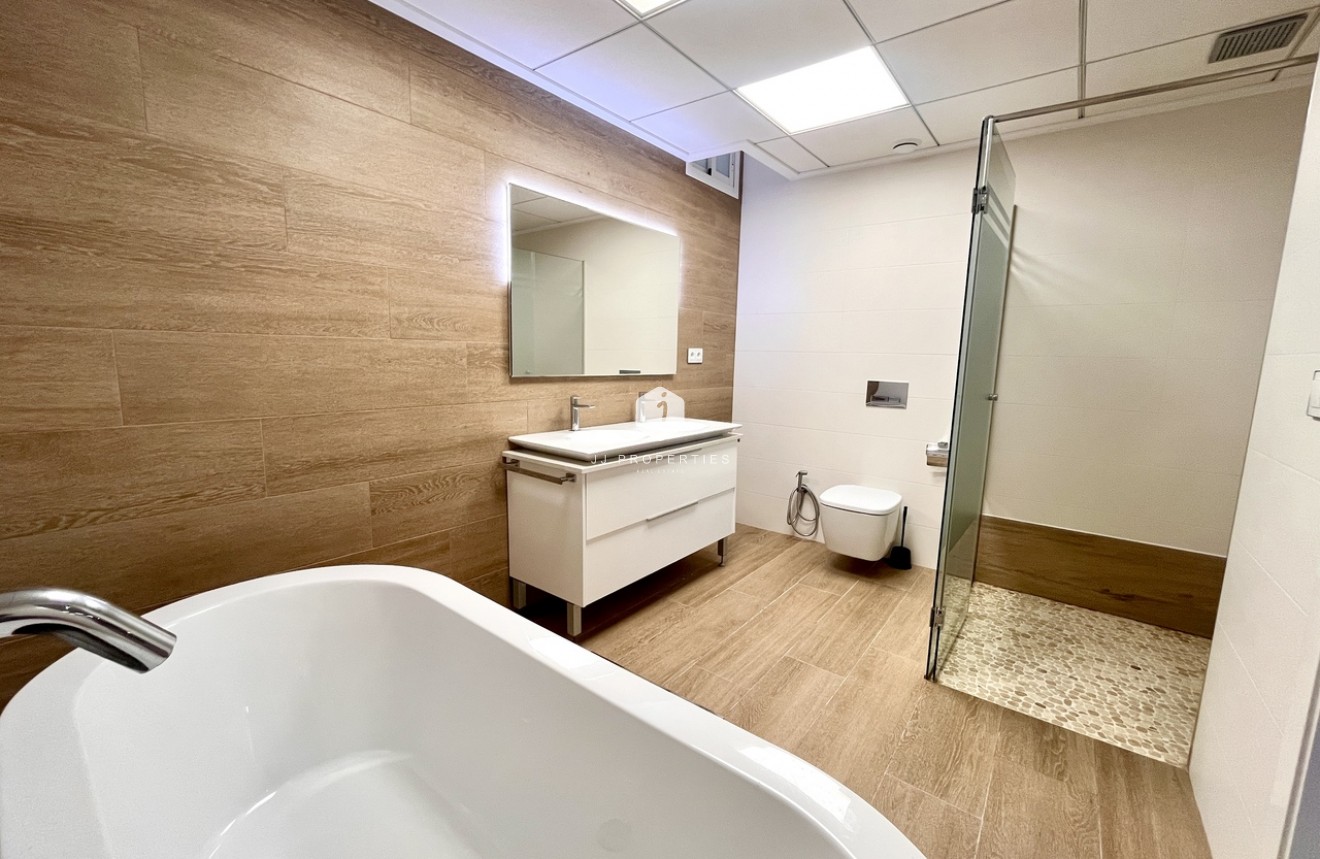 Tweedehands - Villa -
San Miguel de Salinas - Inland