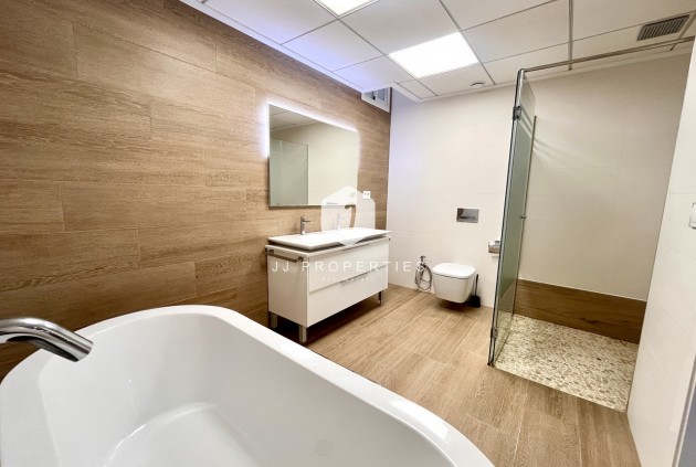 Tweedehands - Villa -
San Miguel de Salinas - Inland