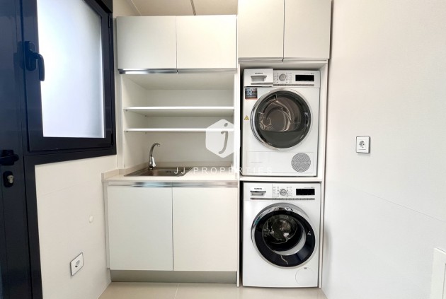 Tweedehands - Villa -
San Miguel de Salinas - Inland