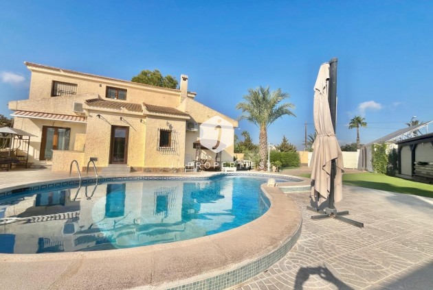 Tweedehands - Villa -
Torrevieja - San luis