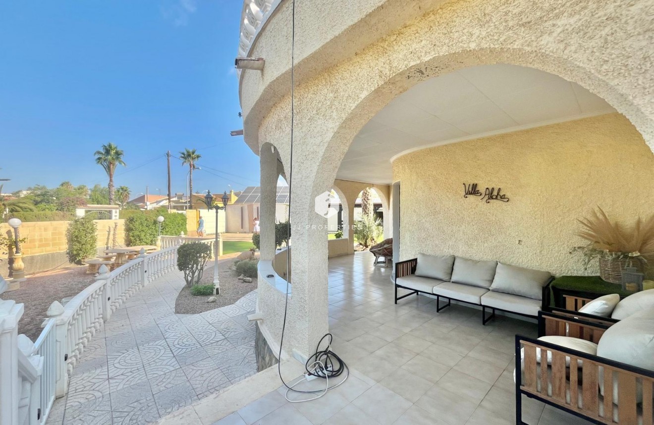 Tweedehands - Villa -
Torrevieja - San luis