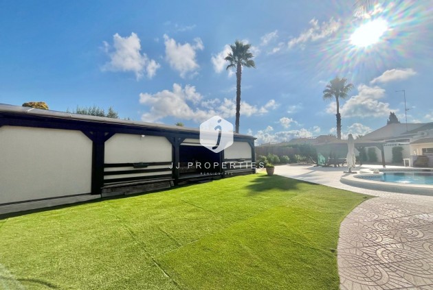 Tweedehands - Villa -
Torrevieja - San luis