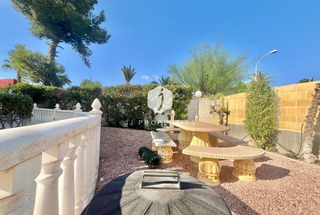 Tweedehands - Villa -
Torrevieja - San luis