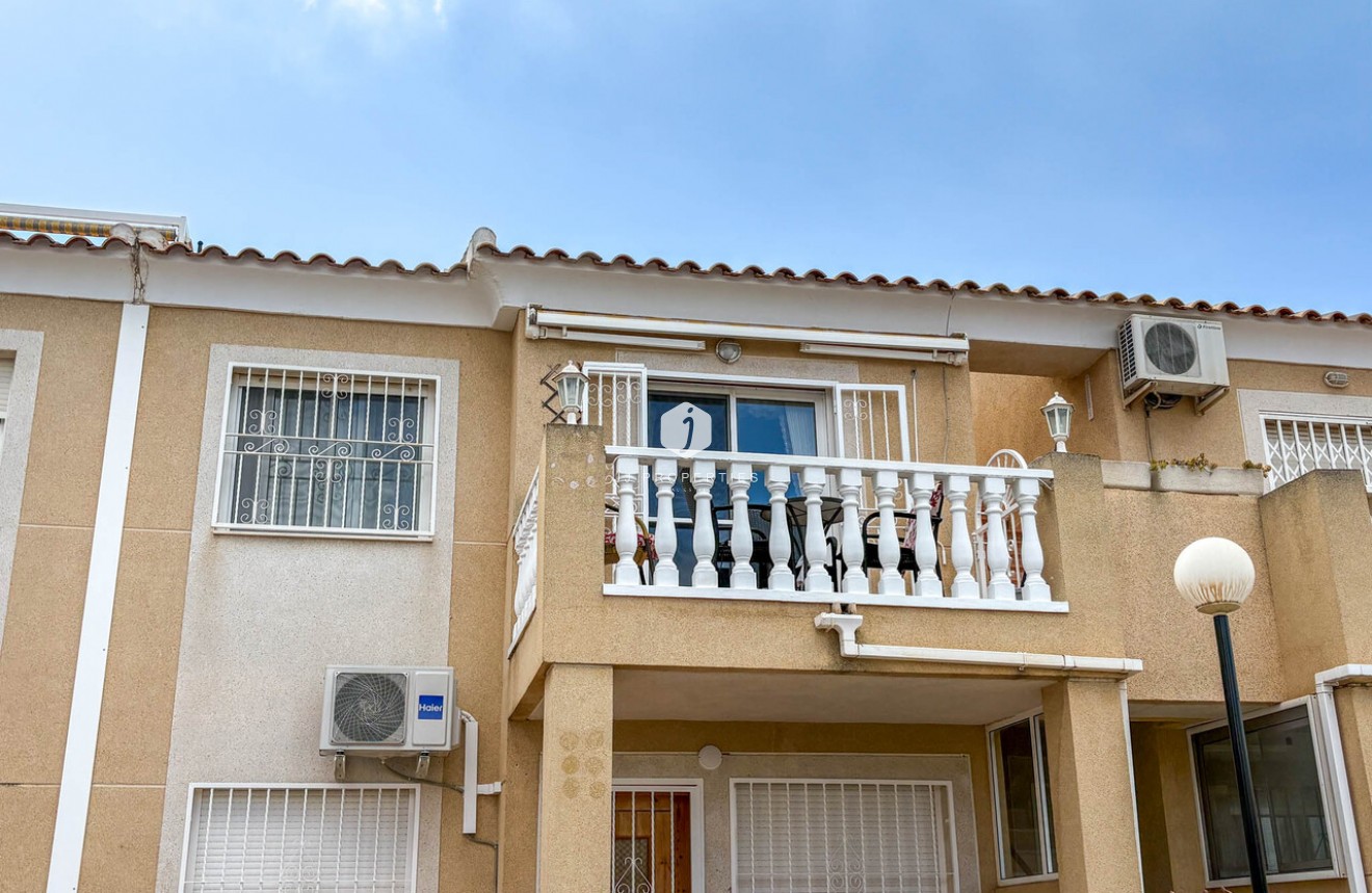 Tweedehands - Appartement / flat -
Los Balcones - Costa Blanca