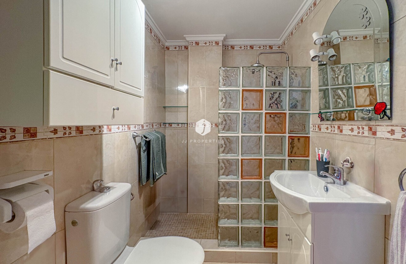 Tweedehands - Appartement / flat -
Los Balcones - Costa Blanca