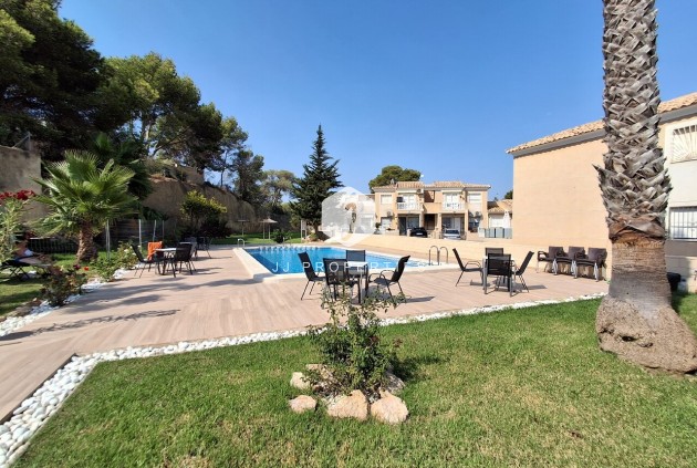 Tweedehands - Appartement / flat -
Los Balcones - Costa Blanca