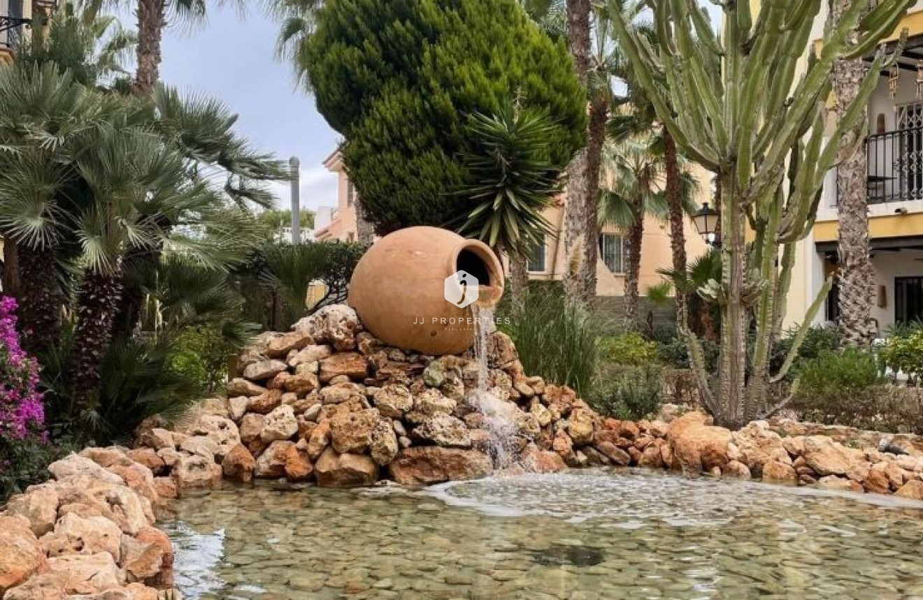 Tweedehands - Appartement / flat -
Torrevieja - Costa Blanca