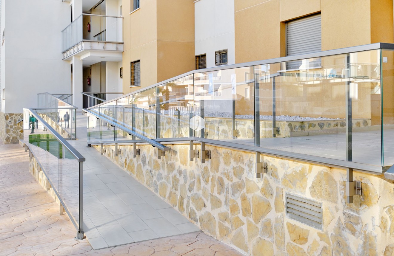 Tweedehands - Appartement / flat -
Orihuela Costa - Costa Blanca