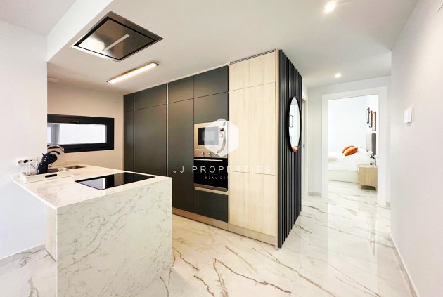 Tweedehands - Appartement / flat -
Torrevieja - Costa Blanca