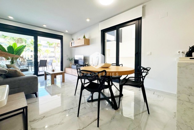 Tweedehands - Appartement / flat -
Torrevieja - Costa Blanca