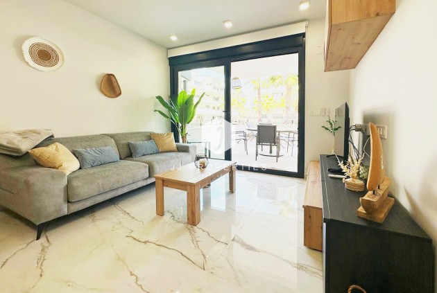 Tweedehands - Appartement / flat -
Torrevieja - Costa Blanca