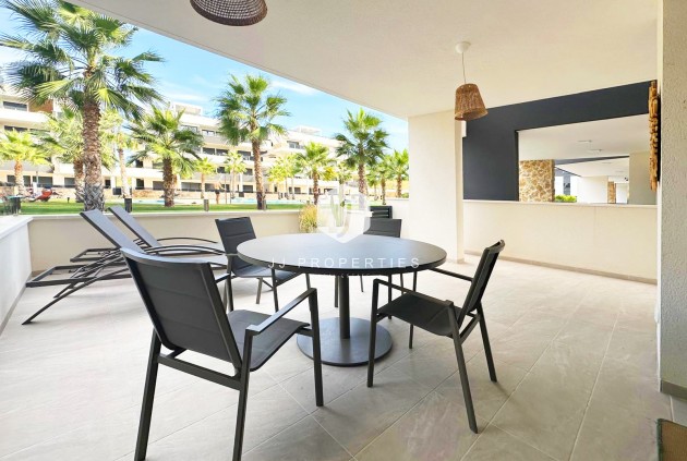 Tweedehands - Appartement / flat -
Torrevieja - Costa Blanca