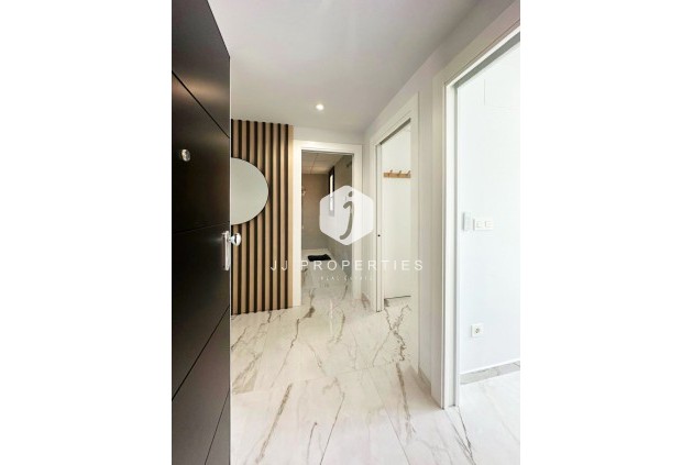 Tweedehands - Appartement / flat -
Torrevieja - Costa Blanca