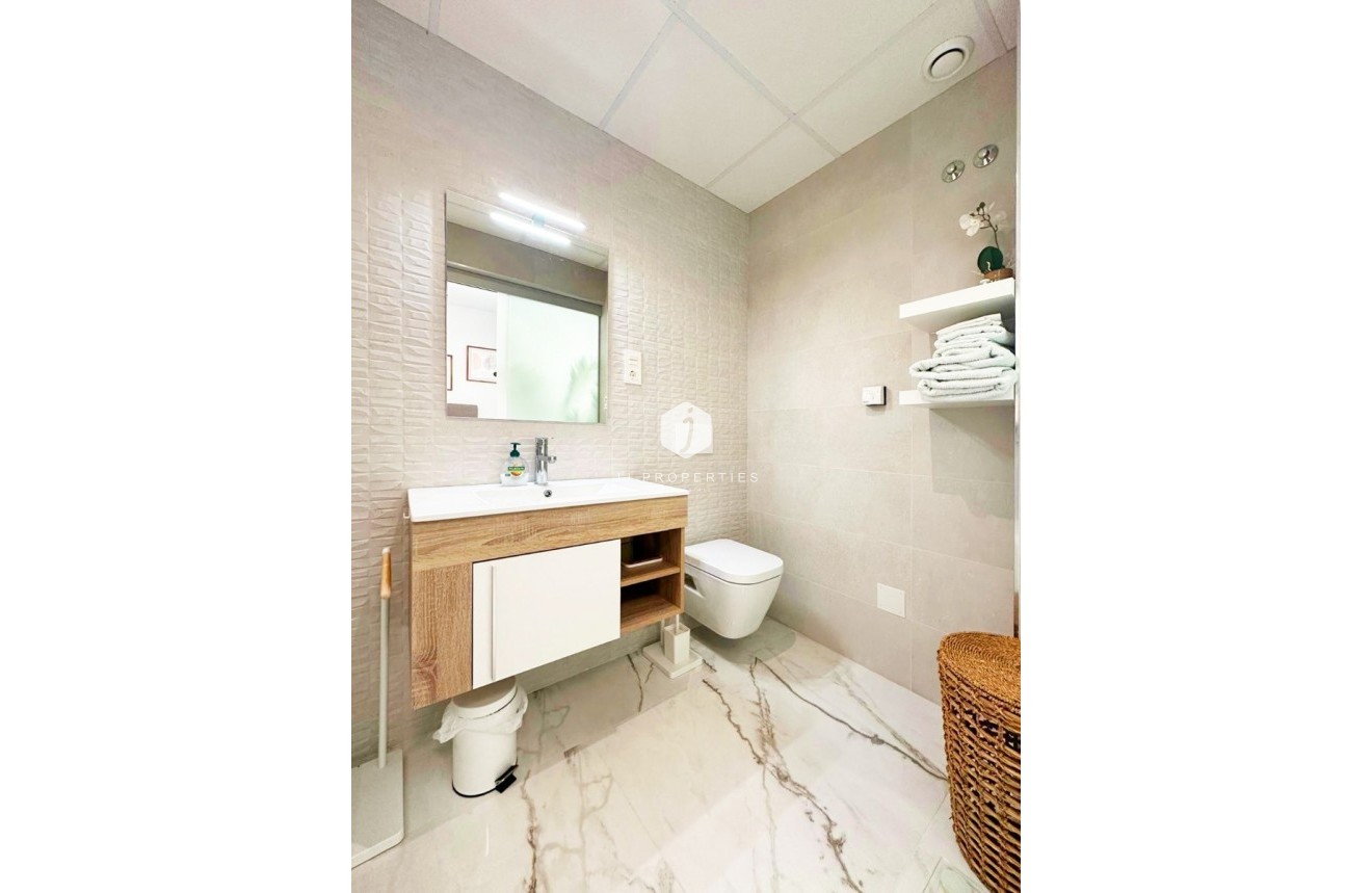 Tweedehands - Appartement / flat -
Torrevieja - Costa Blanca