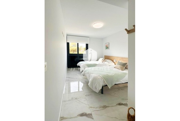 Tweedehands - Appartement / flat -
Torrevieja - Costa Blanca