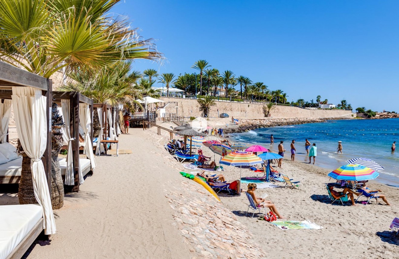 Tweedehands - Appartement / flat -
Torrevieja - Costa Blanca