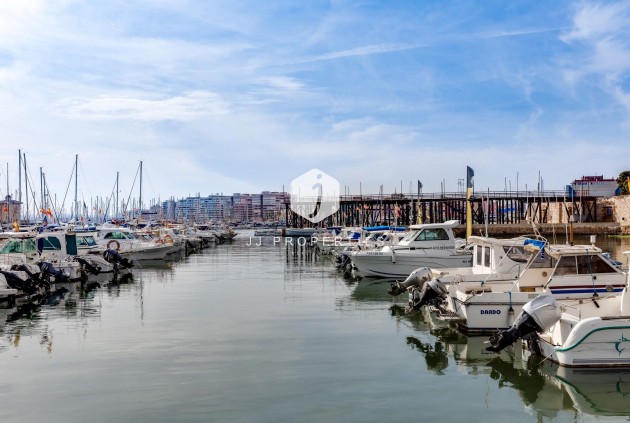 Aus zweiter Hand - Wohnung -
Torrevieja - Acequion