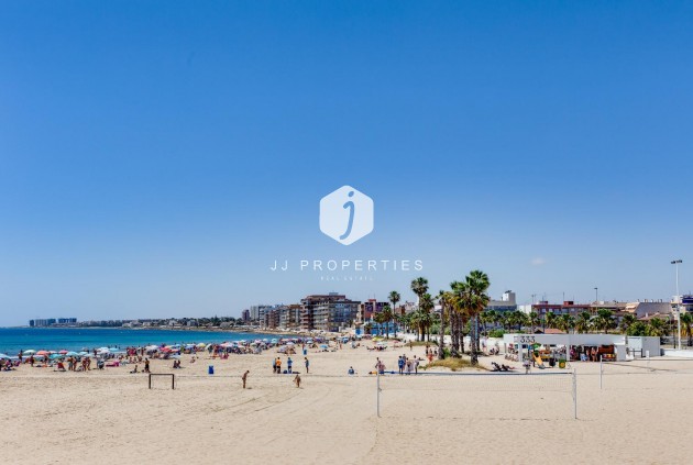 Aus zweiter Hand - Wohnung -
Torrevieja - Acequion