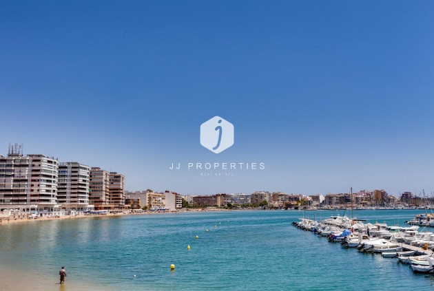Aus zweiter Hand - Wohnung -
Torrevieja - Acequion