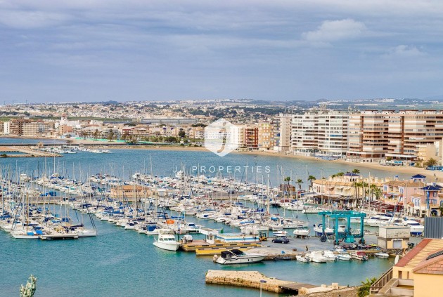 Aus zweiter Hand - Wohnung -
Torrevieja - Acequion