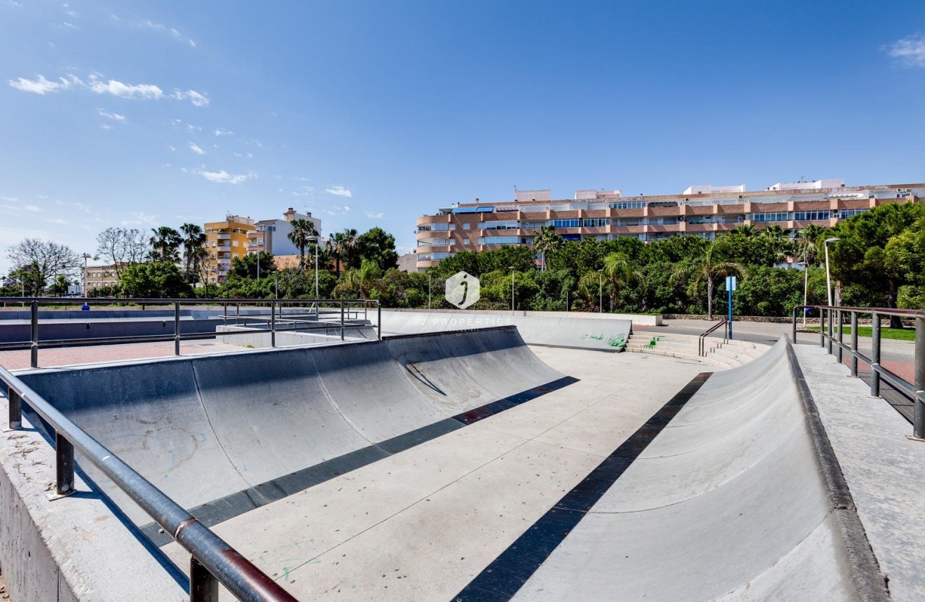 Aus zweiter Hand - Wohnung -
Torrevieja - Acequion