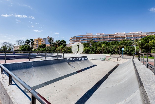 Aus zweiter Hand - Wohnung -
Torrevieja - Acequion