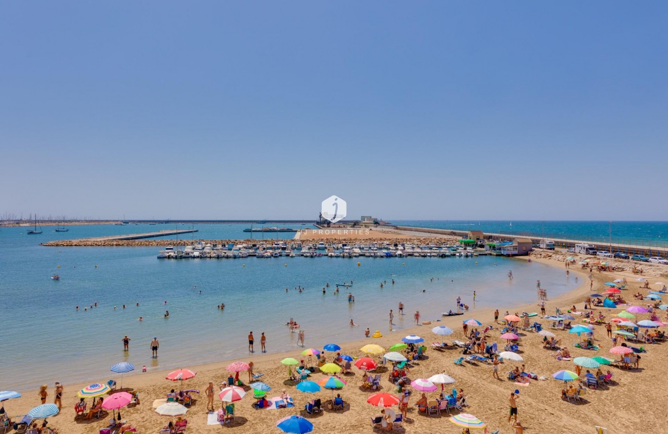 Aus zweiter Hand - Wohnung -
Torrevieja - Acequion