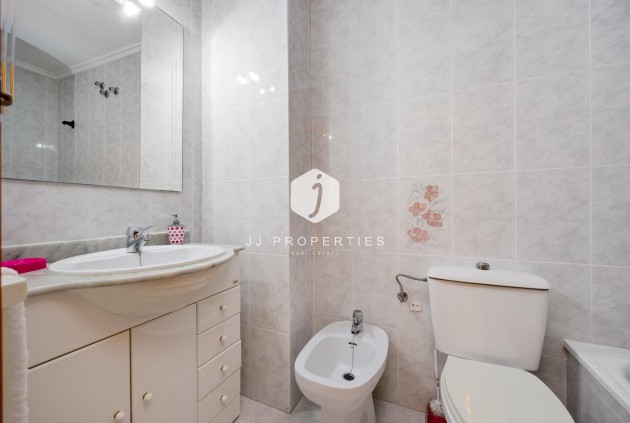 Aus zweiter Hand - Wohnung -
Torrevieja - Acequion