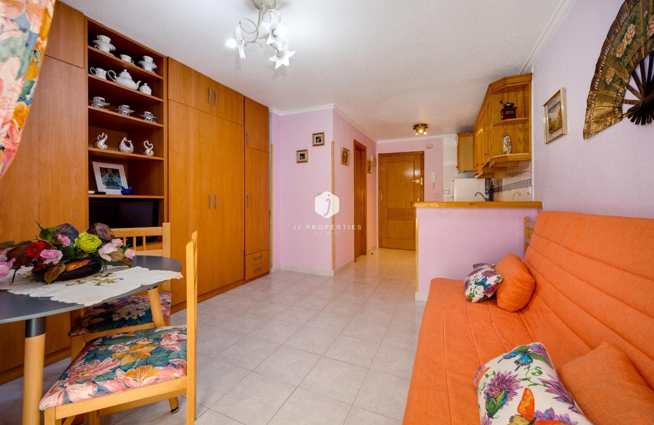 Aus zweiter Hand - Wohnung -
Torrevieja - Acequion
