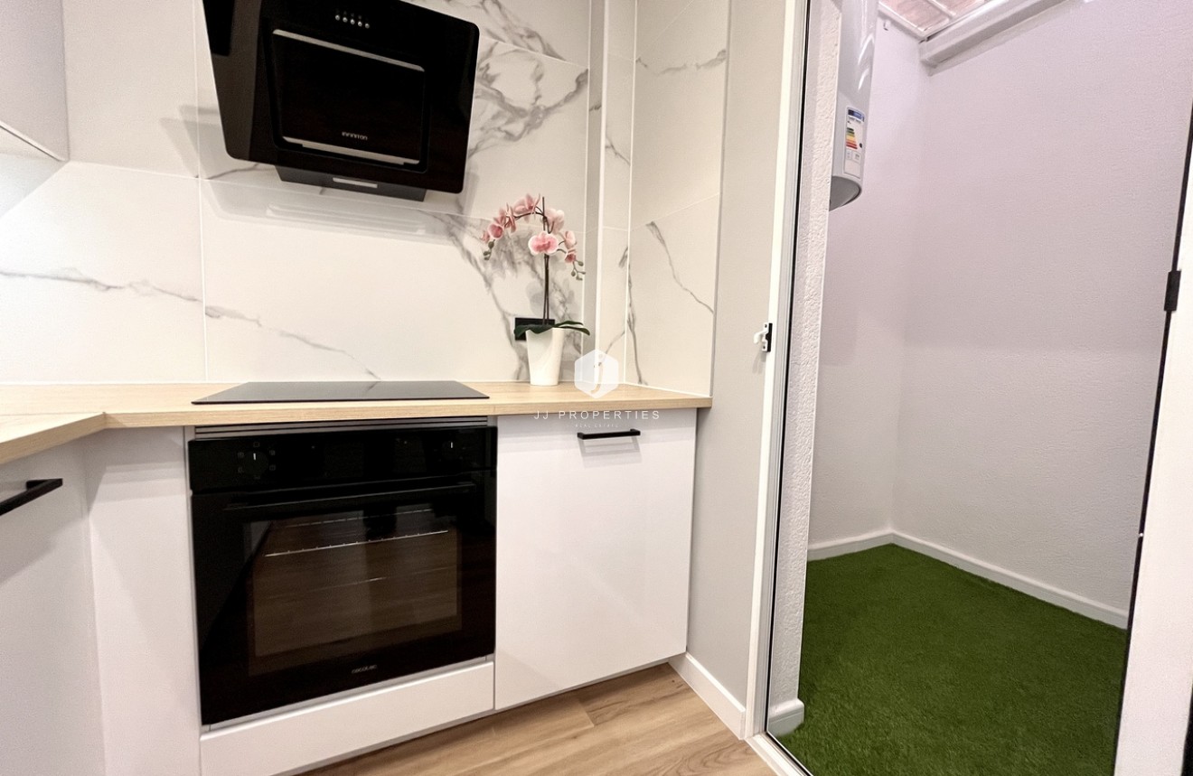 Tweedehands - Chalet -
Playa Flamenca - Costa Blanca