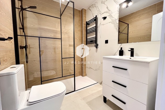 Tweedehands - Chalet -
Playa Flamenca - Costa Blanca