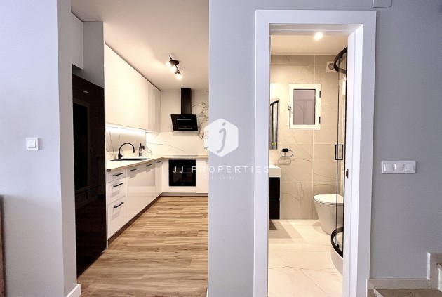 Tweedehands - Chalet -
Playa Flamenca - Costa Blanca