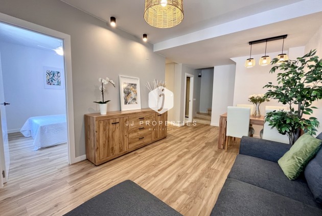 Tweedehands - Chalet -
Playa Flamenca - Costa Blanca