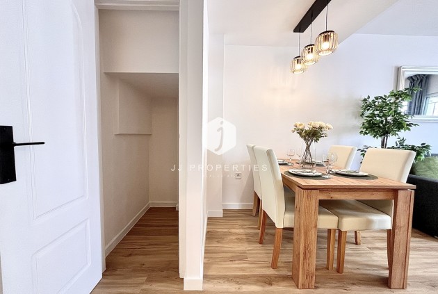 Tweedehands - Chalet -
Playa Flamenca - Costa Blanca