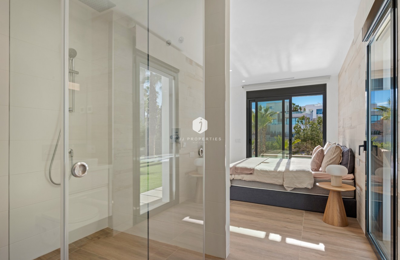 Tweedehands - Villa -
Dehesa de Campoamor - Costa Blanca